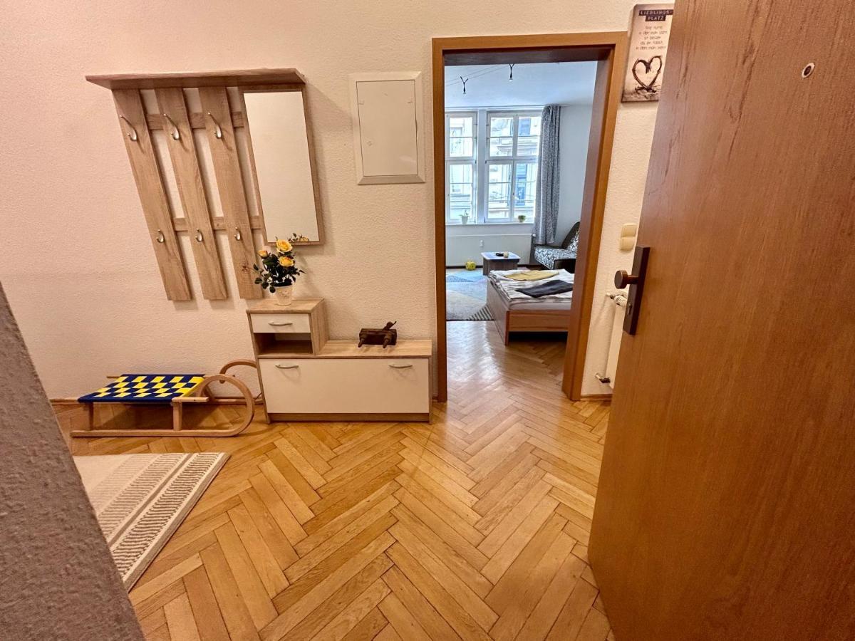 Piano Apartment In Halle Center - Netflix - Free Wifi 1 Buitenkant foto
