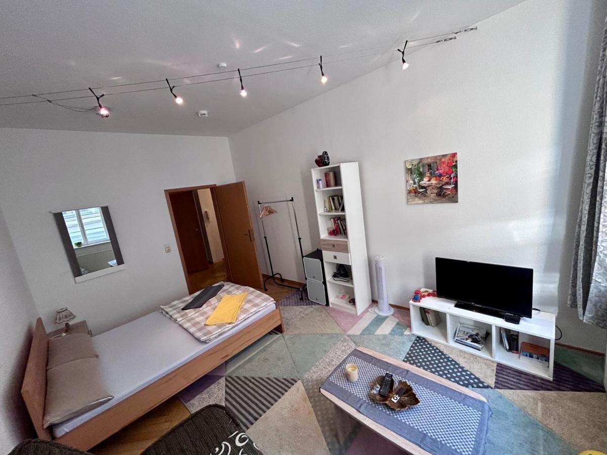 Piano Apartment In Halle Center - Netflix - Free Wifi 1 Buitenkant foto