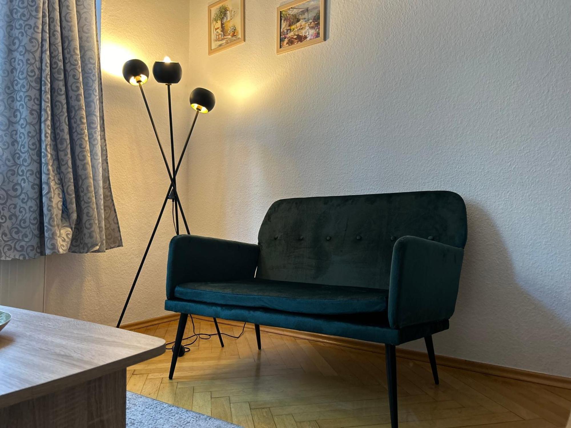 Piano Apartment In Halle Center - Netflix - Free Wifi 1 Buitenkant foto