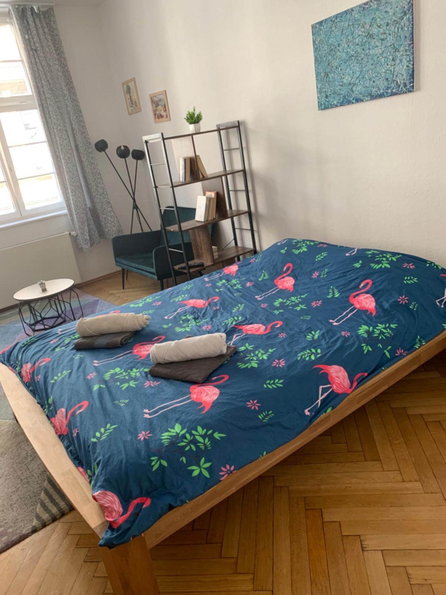 Piano Apartment In Halle Center - Netflix - Free Wifi 1 Buitenkant foto